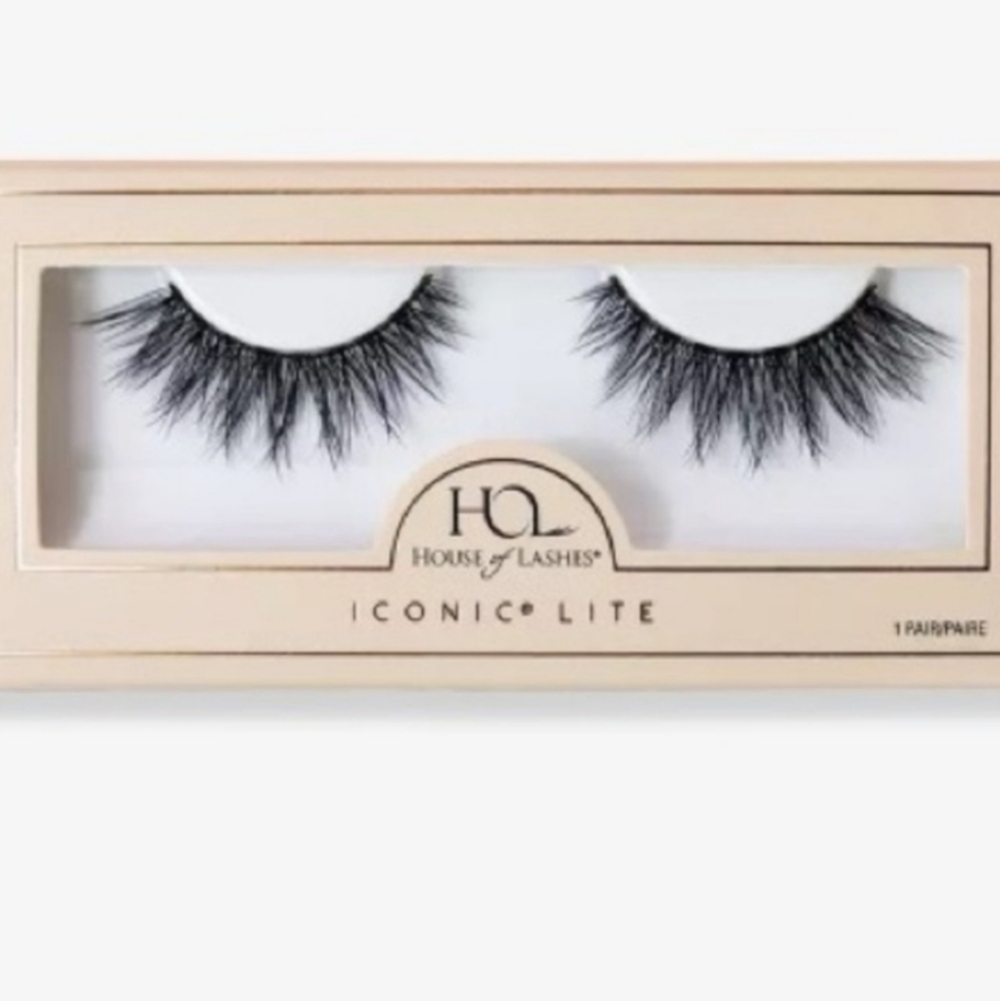 NIB House of Lashes Iconic Lite Full False Lashes